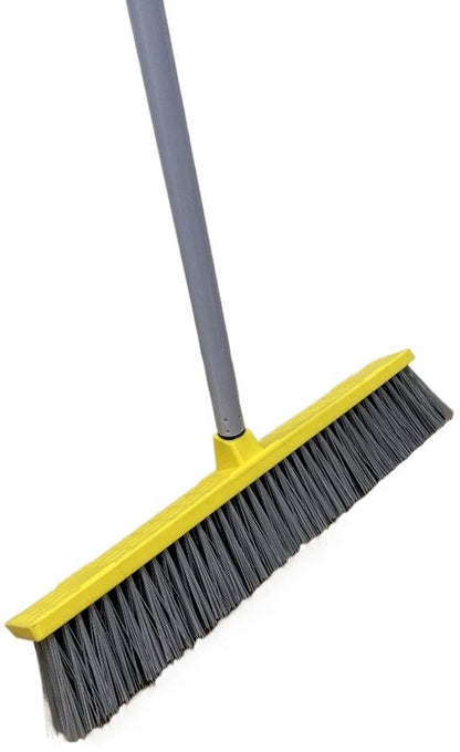 Heavy Duty clean bezem - 134*45cm Brede bezem - Harde Haren voor Tuin, Terras & Oprit - Professionele Buiten bezem - Robuuste Tuinveger voor Zwaar Werk - Ideaal voor Bladeren, Zand, Modder & Sneeuw