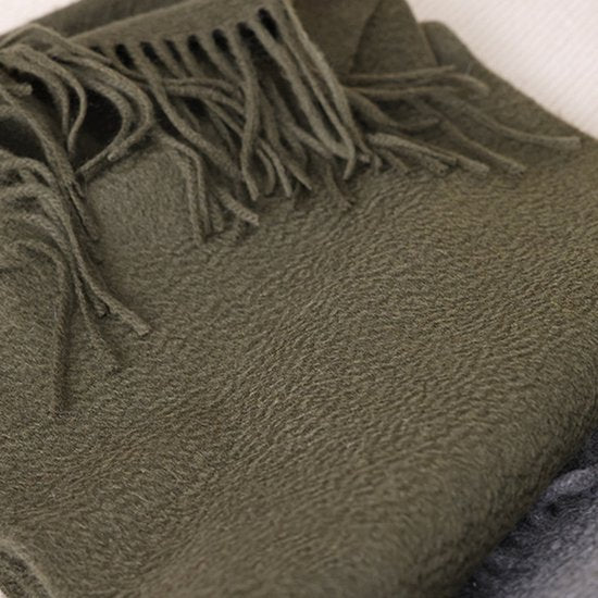 100% Cashmere Sjaal Dames - Zachte Kasjmier Wintersjaal in Chique Geschenkverpakking - Premium Kwaliteit met Waterrimpel Glans - Warm & Stijlvol - Verjaardag Cadeau voor Vrouwen - olijfgroen