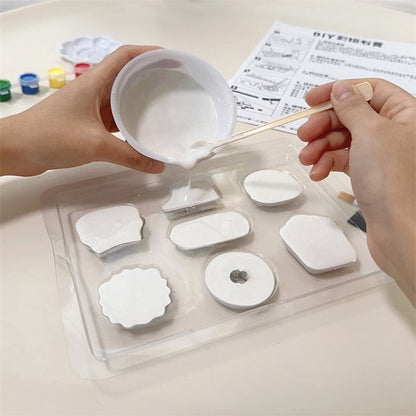 Craft Kit Magnet Making & Plaster Casting - DIY Creative Toy Set - Food Theme with Hamburgers, Donuts & Fries - Includes Paint & Shapes - Crafts for Kids - Fridge Magnets - Playset - Birthday Gift for Boys & Girls 