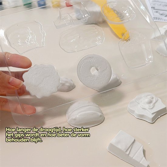 Knutselpakket Magneten Maken & Gips Gieten - DIY Creatief Speelgoed Set - Thema Eten met Taart, Kersttaart, Cupcake - Inclusief Verf & Vormpjes - Knutselen voor Kinderen - Educatief Speelgoed - Koelkast Magneten - Verjaardag Cadeau Jongens & Meisjes