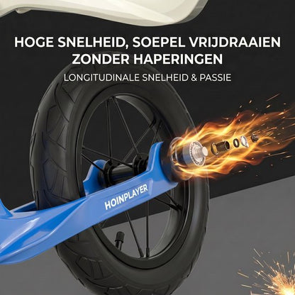 Loopfiets 12 inch met rubberen luchtbanden - Kinderfiets - Lichtgewicht magnesiumframe (0,65 kg) - Inclusief fietspomp - Verstelbaar zadel (31-45 cm) - Totaalgewicht 3,1 kg - Antislip handvatten - Stalen spaken - Voor kinderen vanaf 2 jaar - Blauw